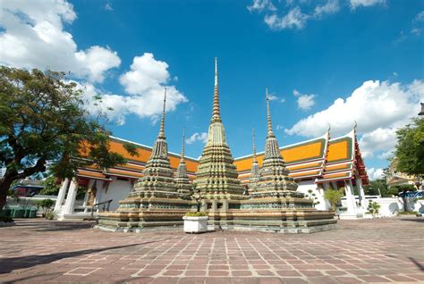 Bangkok's Reclining Buddha (Wat Pho) Self-Guided Walking Tour