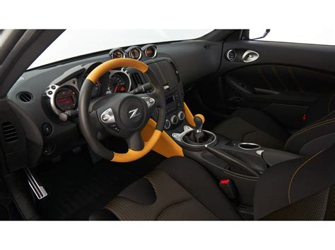 2020 Nissan 370Z: 73 Interior Photos | U.S. News