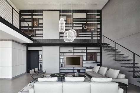 Contemporary Duplex in Ramat HaSharon Displaying an Industrial-Creative Look