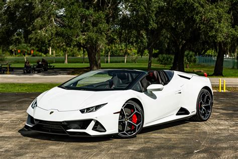 Lamborghini Huracan 2024