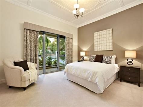 17 Exceptional Bedroom Designs With Beige Walls