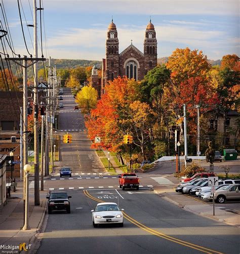 Marquette Michigan Tourist Park - Best Tourist Places in the World