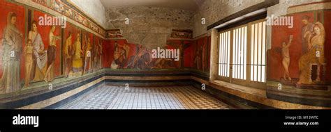 Fresco, villa of the mysteries, pompeii hi-res stock photography and ...