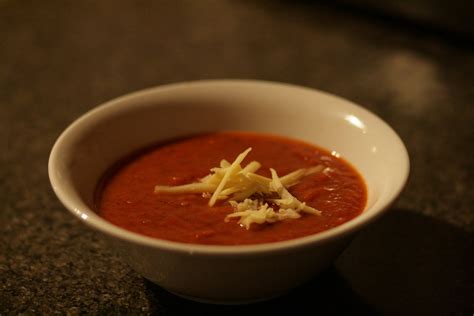 One Day At A Time: Tomato & Roasted Capsicum Soup