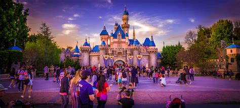 Discounted Disneyland Vacation Packages 2025 - Up to 30% Off Select Rooms