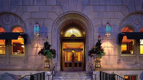 Luxury Hotel in Boston | Boston Hotels | Loews Boston Hotel