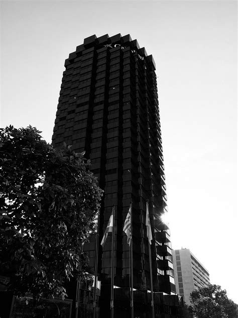 It’s only missing Sauron’s eye to be a LEGO-tower of Mordor : r/evilbuildings