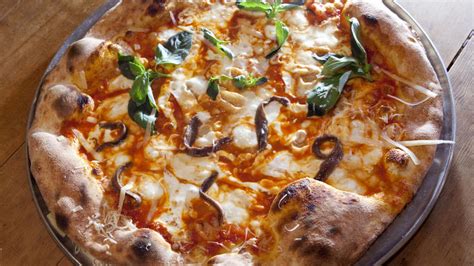 Pizza: Discover the Top 5 Best Spots in NYC