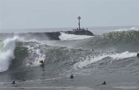 'The Wedge' Is Pumping In Cali With Bodyboarders And Surfers Charging ...