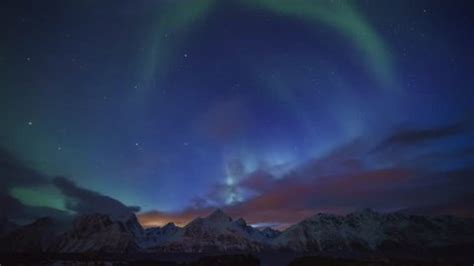 Aurora Time Lapse Stock Footage Video (100% Royalty-free) 33748267 | Shutterstock