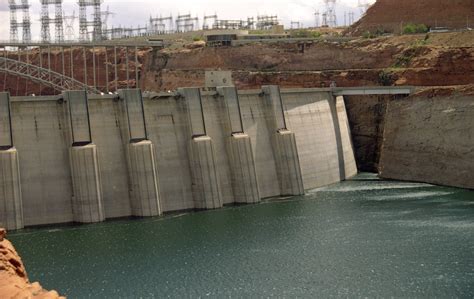 Glen Canyon Dam Access Bridge - HighestBridges.com