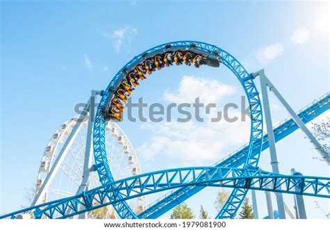 Roller Coaster Loop: Over 7,706 Royalty-Free Licensable Stock Photos ...