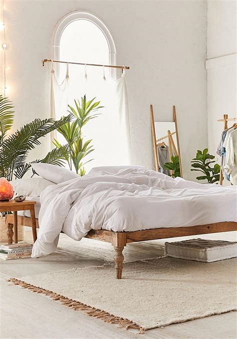 How To Create The Perfect Boho Chic Bedroom - Posh Pennies