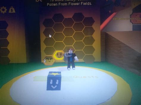 I got gifted bee from basic egg : r/BeeSwarmSimulator