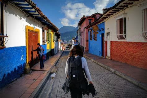 Colombian Slang Phrases to Speak Like a Local - AllTheRooms - The Vacation Rental Experts