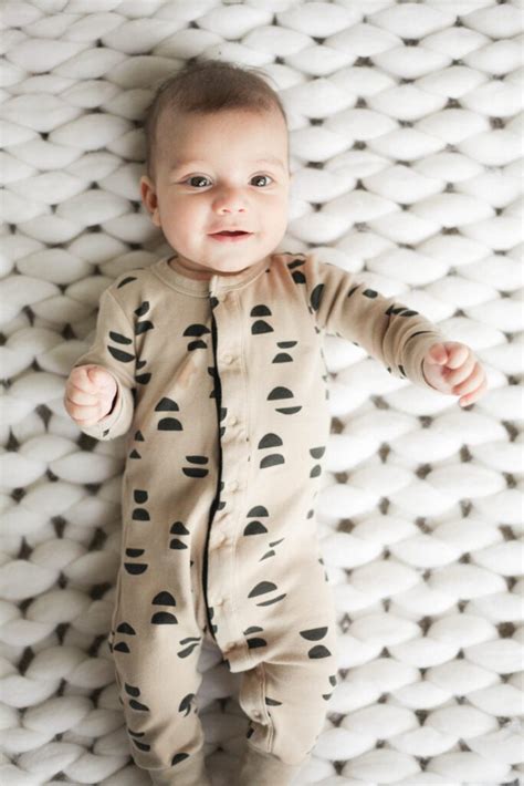 21 Best Organic Baby Clothes Brands (2024) - Paisley & Sparrow