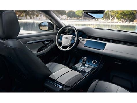 2023 Land Rover Range Rover Evoque: 46 Interior Photos | U.S. News