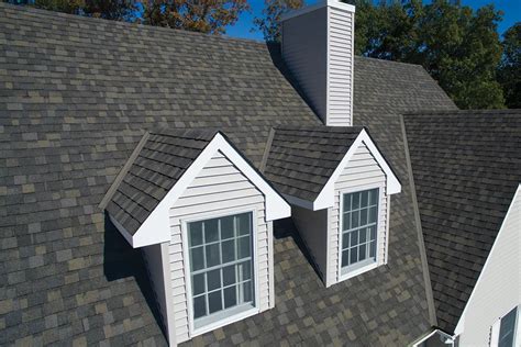 How to Pick Roof Shingle Colors - IKO Content Hub