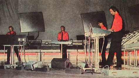 Kraftwerk | Live 1981 [Remastered] - YouTube