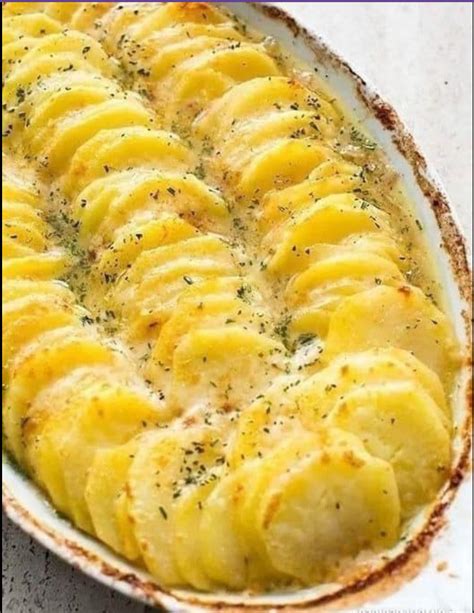 Fried potatoes with cheese and garlic are easy and delicious - All easy recipes