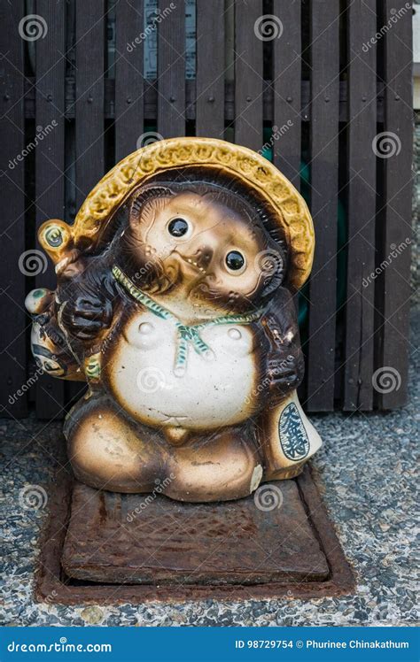 Japanese Raccoon Dog Statue In Shirakawa-go Editorial Image | CartoonDealer.com #76526352