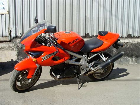 2000 Suzuki TL1000S specs, Engine size 1000cm3