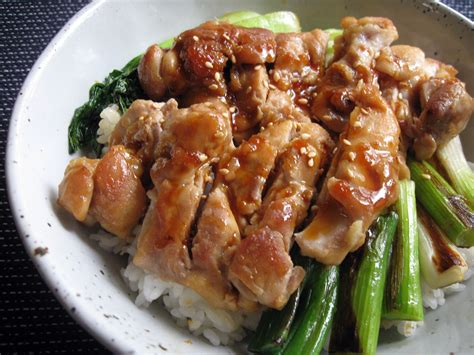 Ginger Teriyaki Chicken Don – Hiroko's Recipes