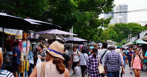 Chatuchak Market | Exceptional ALIEN