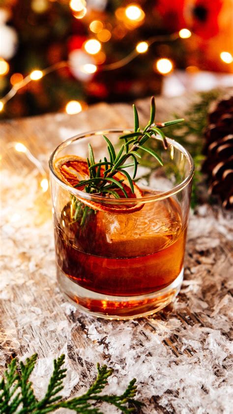 29 Best Winter Cocktails to Drink