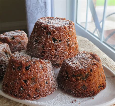 Mary Berry's Mincemeat Buns | Recipe | Christmas cake recipes, Christmas cooking, Christmas food