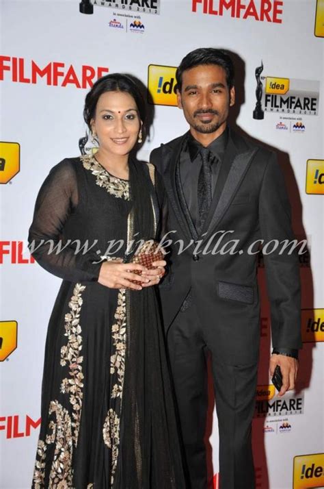 Dhanush with wife Aishwarya at the FilmFare Awards South