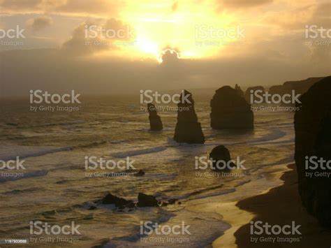 Beautiful Sunset At 12 Apostles Stock Photo - Download Image Now ...