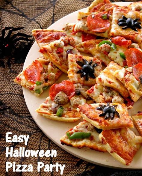 Easy Halloween Pizza Party - The Dinner-Mom