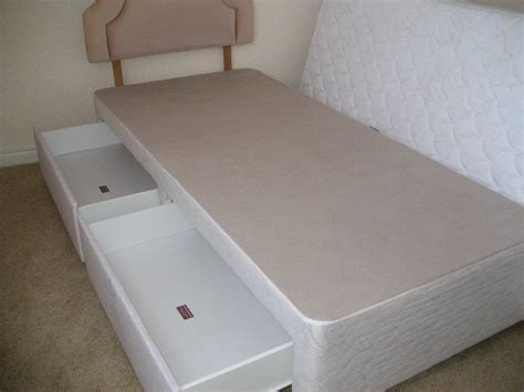 SINGLE DIVAN BED BASE WITH DRAWERS | in Shoeburyness, Essex | Gumtree