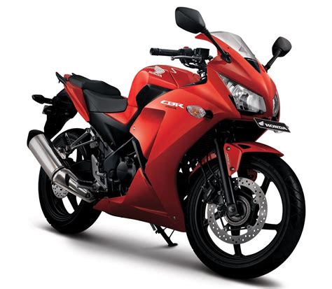 New 2015 Honda CBR250R Launched With More Power & Twin Headlamps in Indonesia