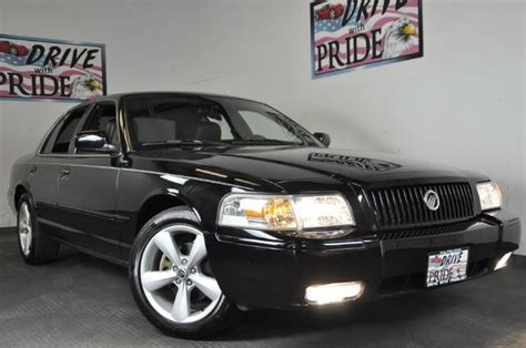 2008 Mercury Grand Marquis - Information and photos - MOMENTcar