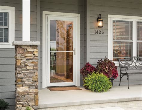 Benefits of Installing a Storm Door | Pella