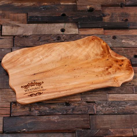 Personalized Cedar Wood Engraved & Monogrammed Cutting Board - Teals Prairie & Co.®