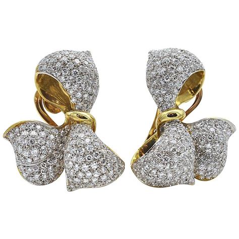 Diamond and Gold Bow Earrings For Sale at 1stdibs