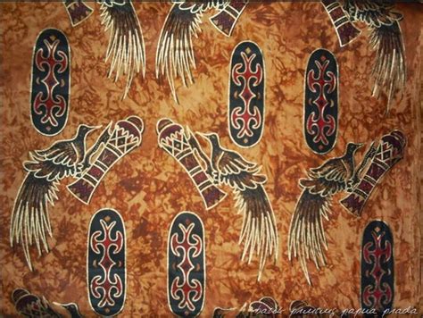 Batik Papua Motif Burung Cenderawasih - Batik Indonesia