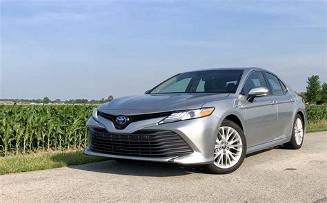 2018 Toyota Camry Hybrid Review