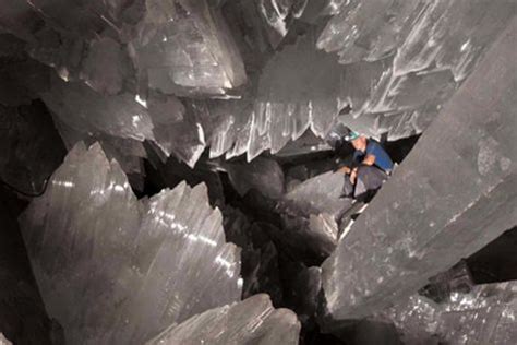 The Crystal Cave of Giants – as beautiful as it is dangerous (27 pics) - Izismile.com