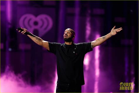 Drake Teases Plans to Tour In 2023 After Shows Were Postponed: Photo ...