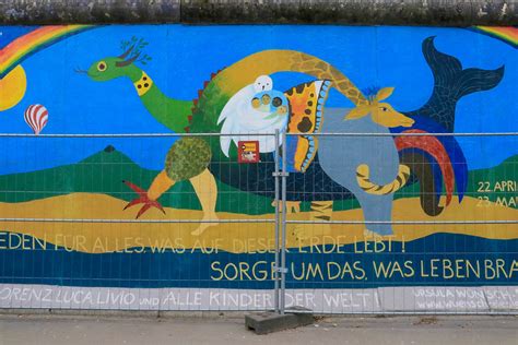 The Berlin Wall, East Side Gallery & Wall Museum - POD Travels