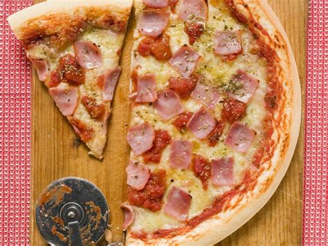 Ham Pizza Recipe | EatSmarter