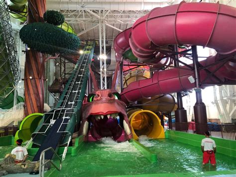 American Dream mall’s waterpark opened for a sneak peek. Here’s a first look inside. - Flipboard