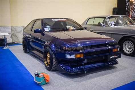 Modified Toyota Corolla Sprinter Trueno AE86 in Indonesia Modification ...