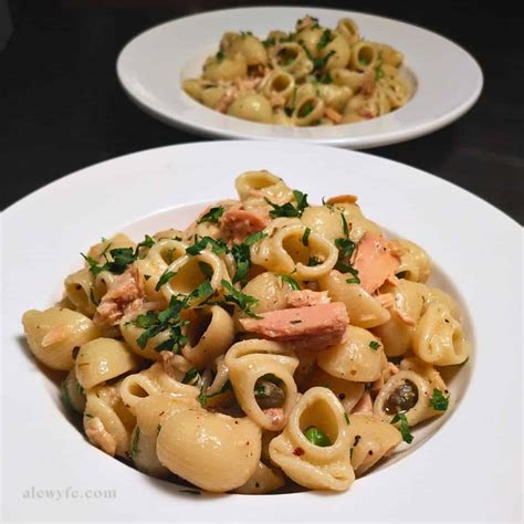 COOK: Spicy Tuna Pasta with Garlic, Lemon, Herbs, and Peas - ALEWYFE