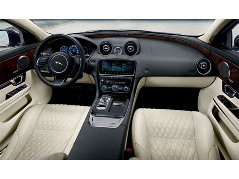 2019 Jaguar XJ: 97 Interior Photos | U.S. News