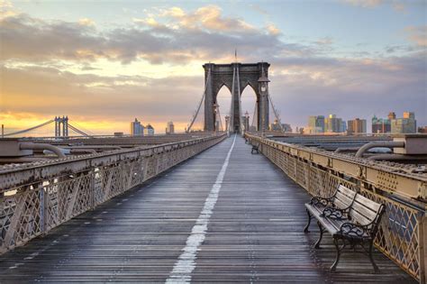 Top 10 Tips for Walking Across the Brooklyn Bridge